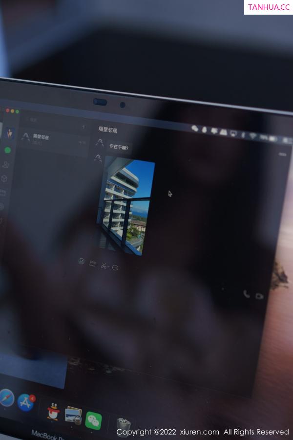 laura阿姣  [XiuRen]高清写真图 2022.12.22 No.6032 laura阿姣 三亚旅拍第26张图片